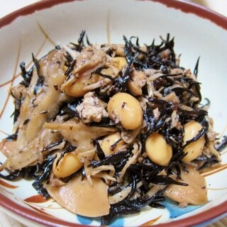 肉ちょい足しでお子ちゃま満足♪ひじきの煮物